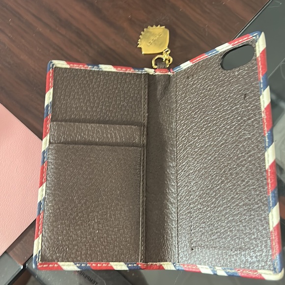 GUCCI Card Case Phone Holder - Picture 3 of 3
